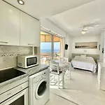 アパート Estudio Torres Del Sol アロナ