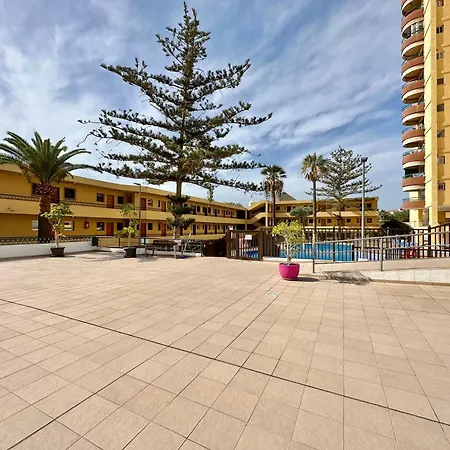 شقة Estudio Torres Del Sol أرونا