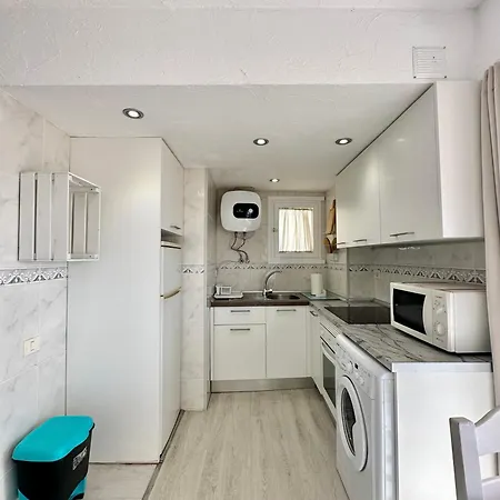 Estudio Torres Del Sol شقة أرونا